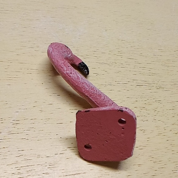 Flamingo Cast Iron Wall Hook - Picture 5 of 6